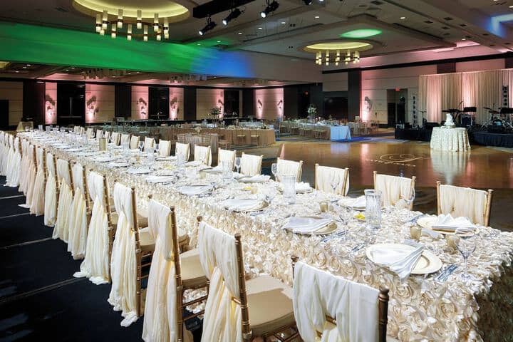 Ballroom/Hall 70 of 100